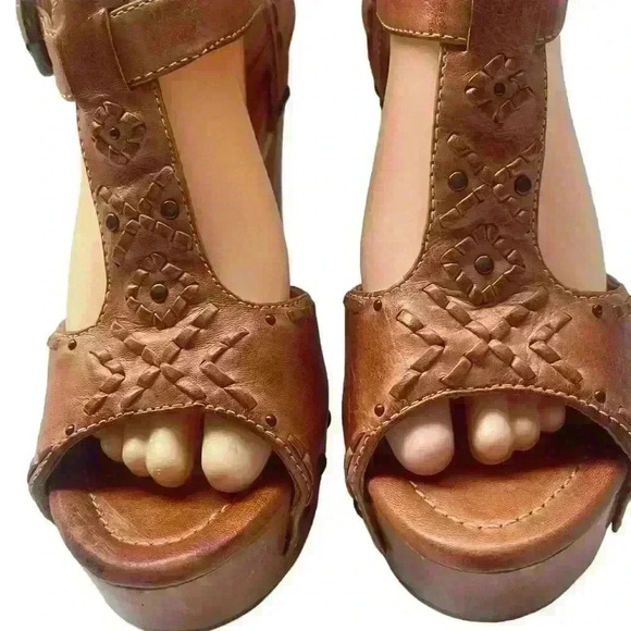 FRYE Fran X Stich Women Platform Brown Leather Wooden Heels Sandals Size 8.5 M - Picture 4 of 11